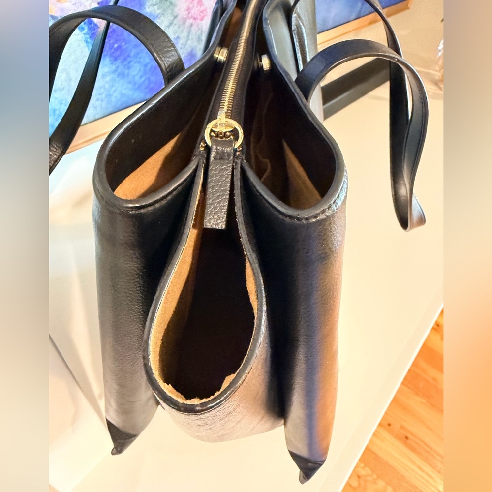 Freja New York Paloma Black Vegan Leather Tote Bag - Picture 8 of 16